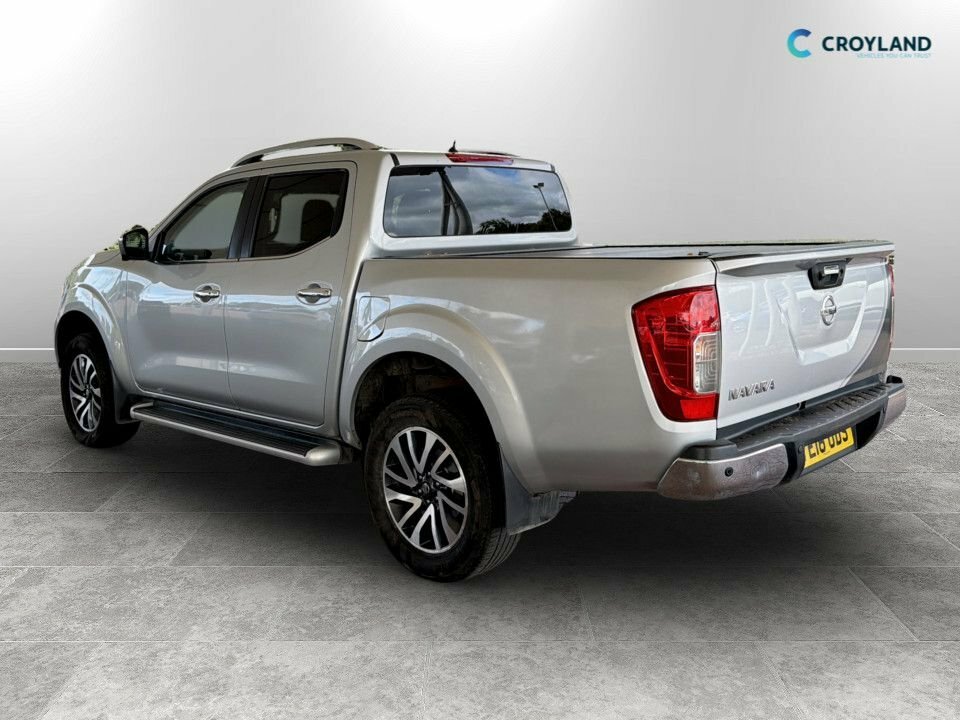 Nissan Navara 2L Tekna Silver #3