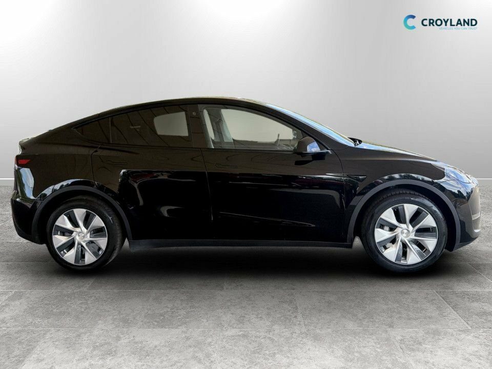 Tesla Model Y Suv LG23RSW Black #2