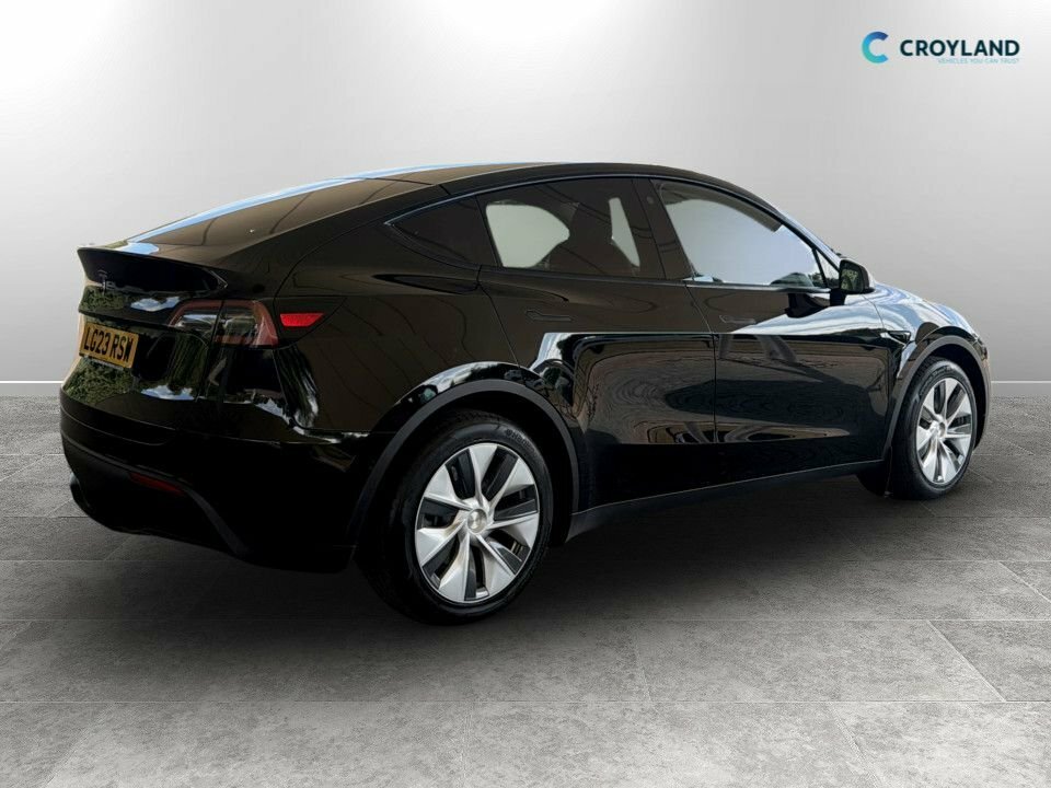 Tesla Model Y Suv LG23RSW Black #3