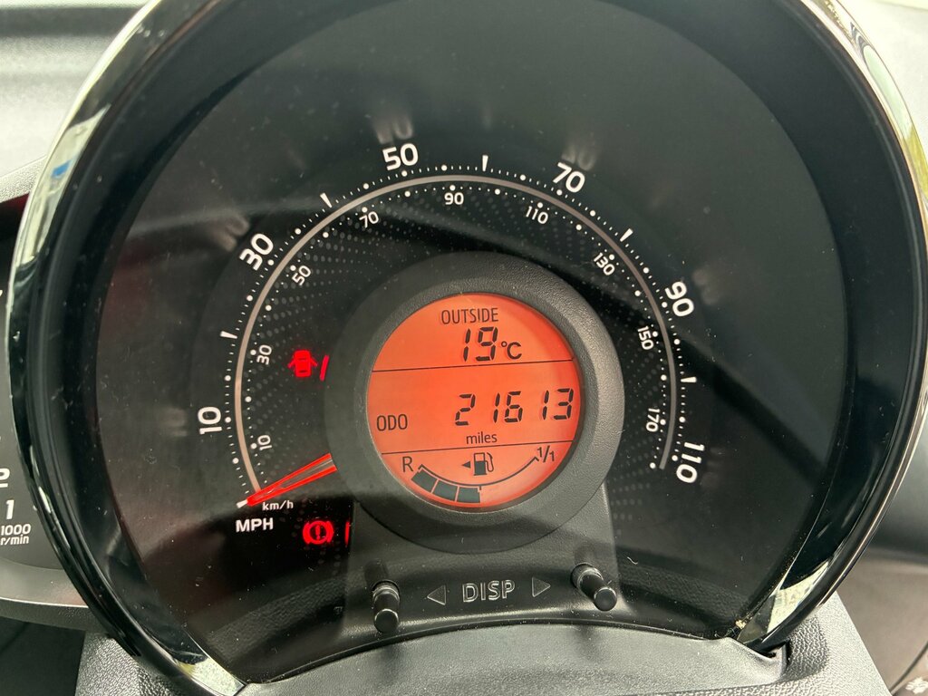 Toyota Aygo Hatchback #11