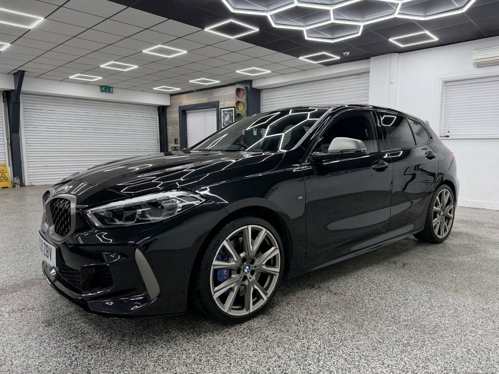 BMW 1 Series Hatchback RO21ZBV Black #6