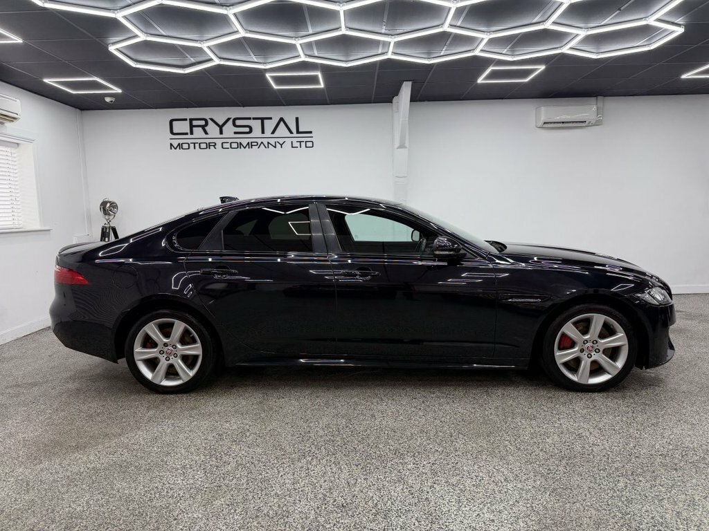 Jaguar XF 3L S OU17WVP Black #2