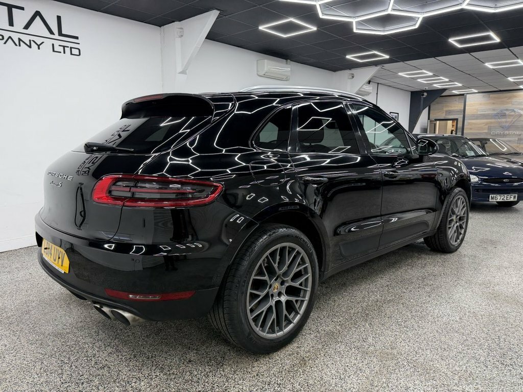 Porsche Macan 3L S Black #3