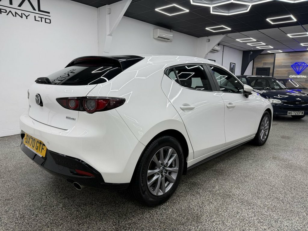 Mazda 3 Hatchback DX70GTF White #4