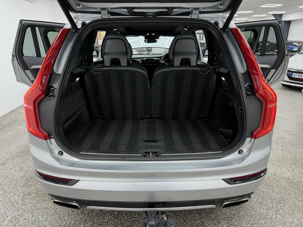 Volvo XC90 Suv Blue #9