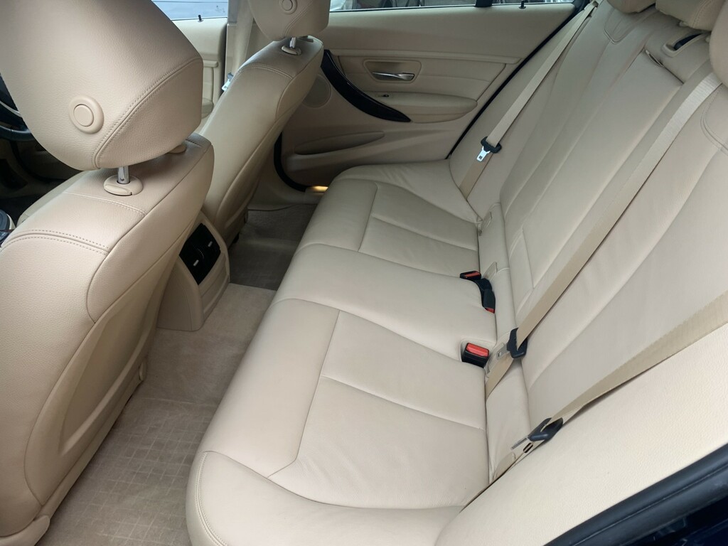 BMW 3 Series 320D Efficientdynamics Black #32