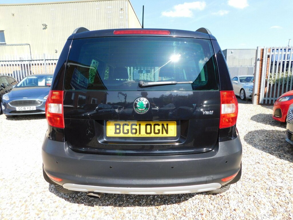 Skoda Yeti 1.2 Tsi Se Euro 5 Black #4