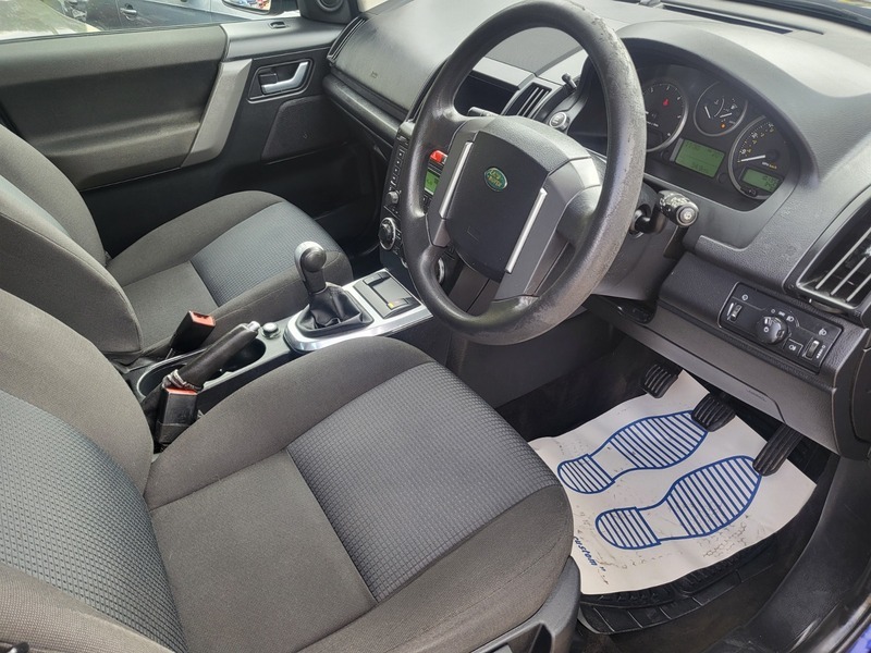 Land Rover Freelander Td4 E S Blue #2