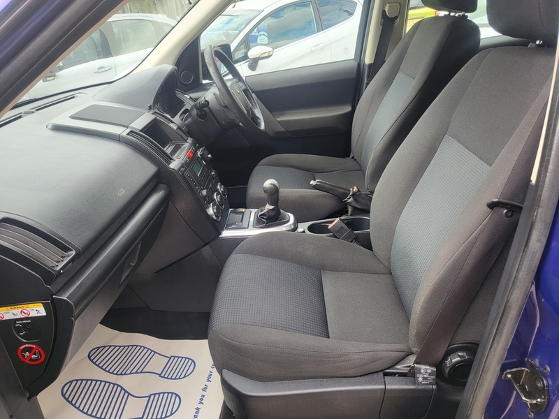 Land Rover Freelander Td4 E S Blue #24