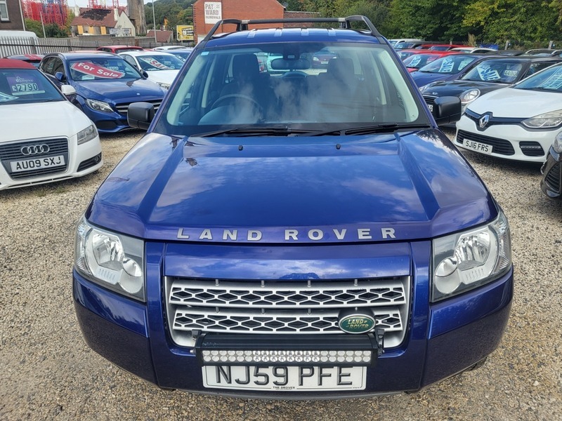 Land Rover Freelander Td4 E S Blue #5