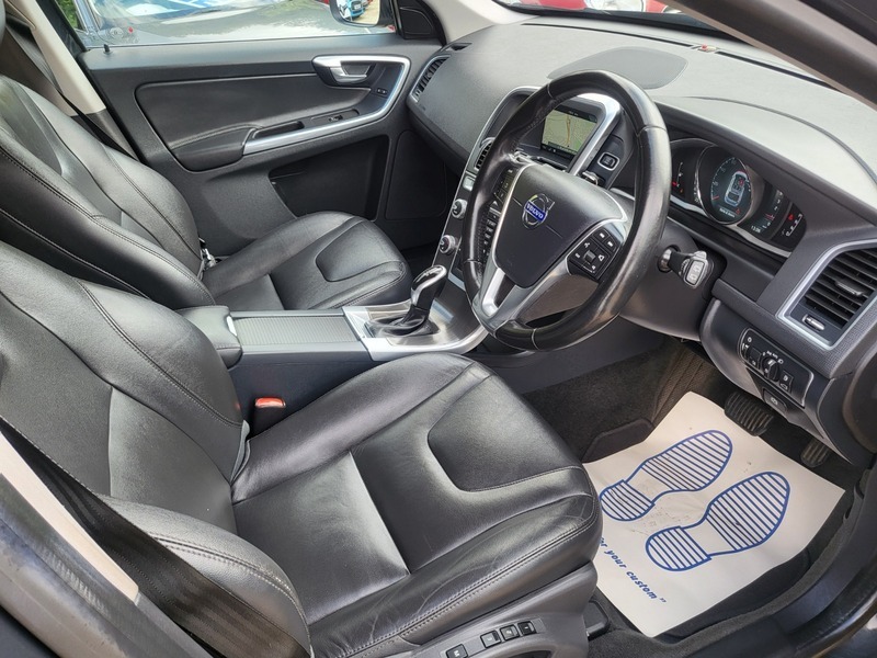 Volvo XC60 D5 Se Lux Nav Grey #2