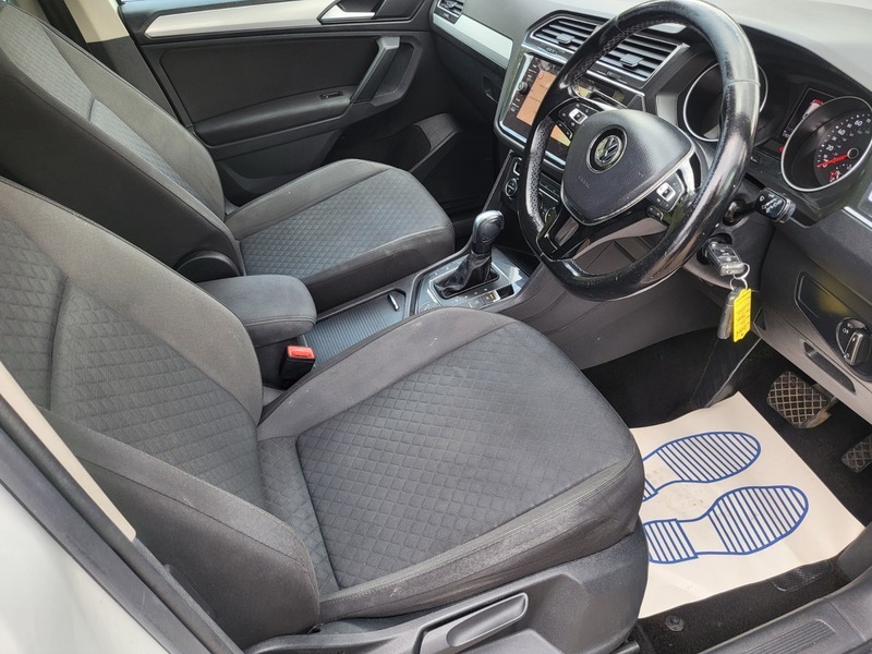 Volkswagen Tiguan Match Tdi 4Motion Dsg White #2