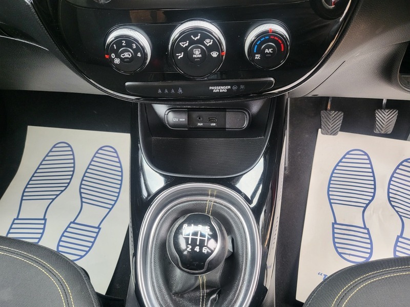 Kia Soul Crdi Connect Red #6
