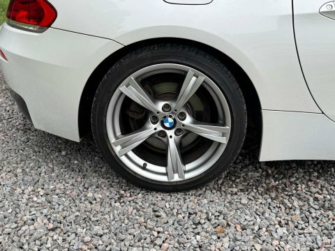 BMW Z4 2L Null White #9