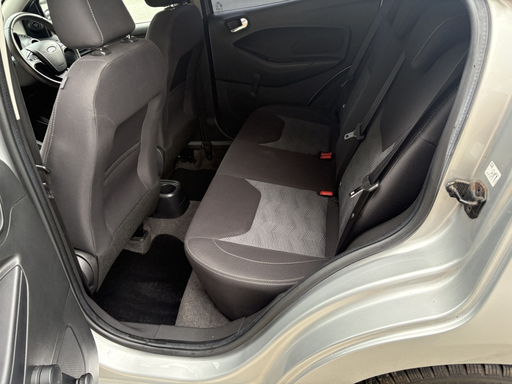 Ford KA+ 1.2 Zetec Silver #5