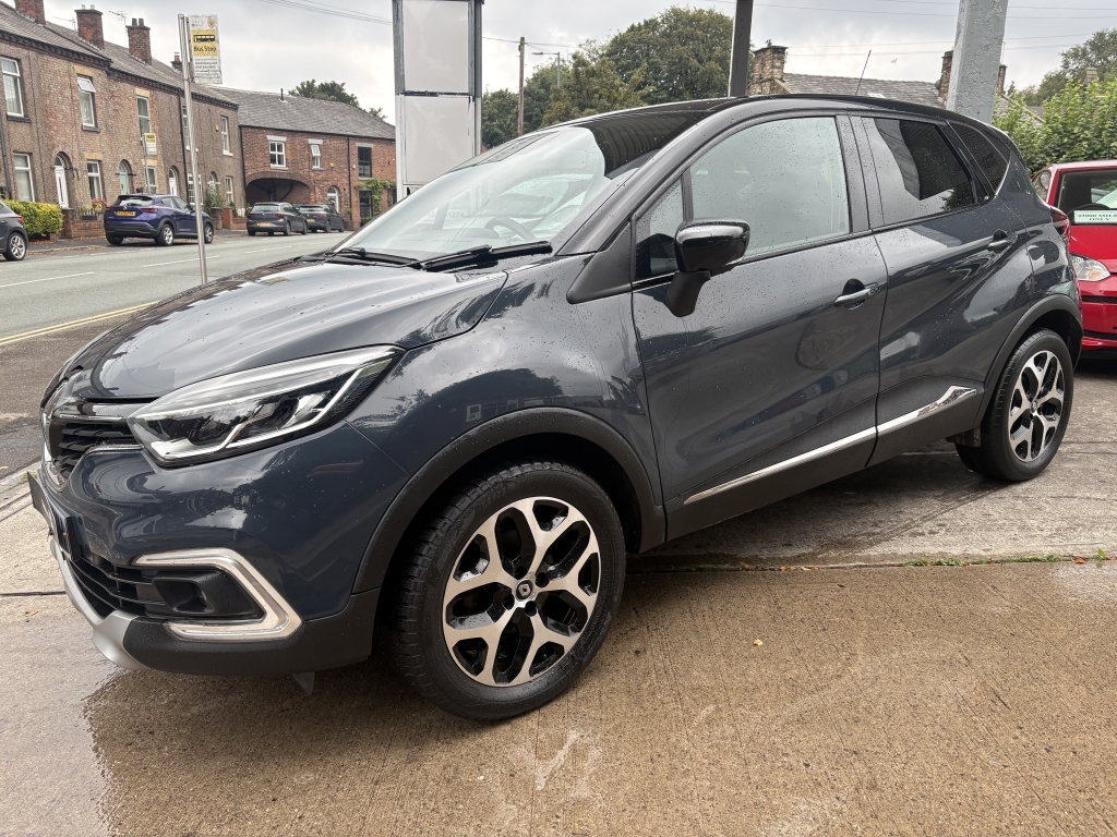 Renault Captur 1.5 Dynamique S Black #3