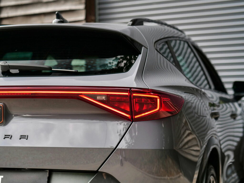 Cupra Formentor V2 White #20