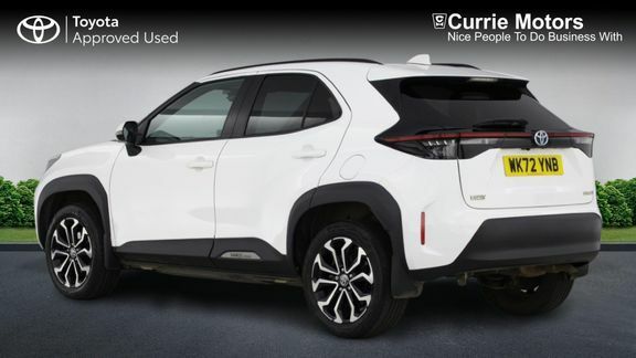 Toyota Yaris Cross Design Fwd WK72YNB White #4