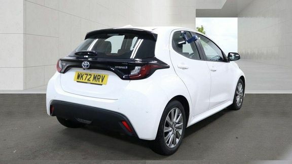 Toyota Yaris Icon WK72MRV White #4