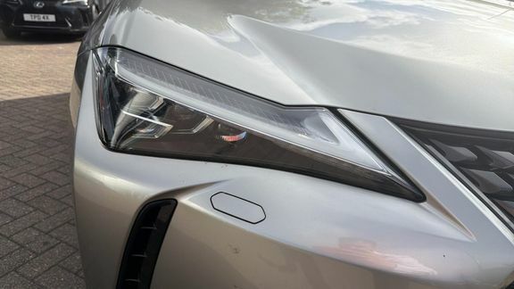 Lexus UX 2L Null Silver #21