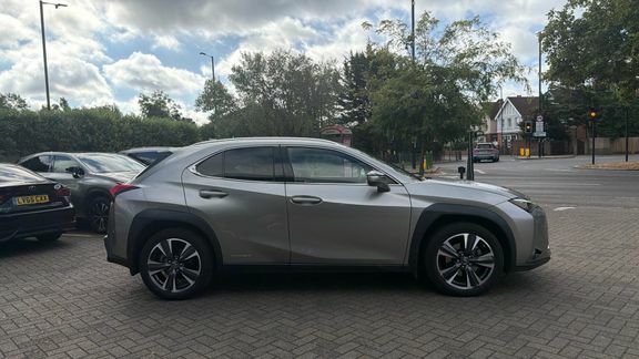 Lexus UX 2L Null Silver #23