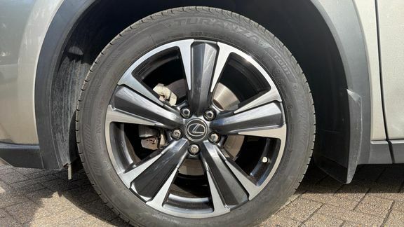Lexus UX 2L Null Silver #24
