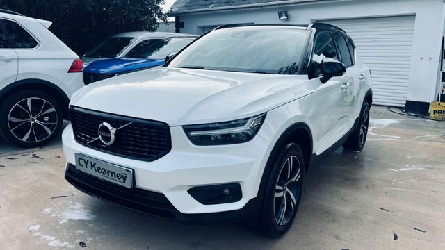 Volvo XC40 T3 R-design Suv White