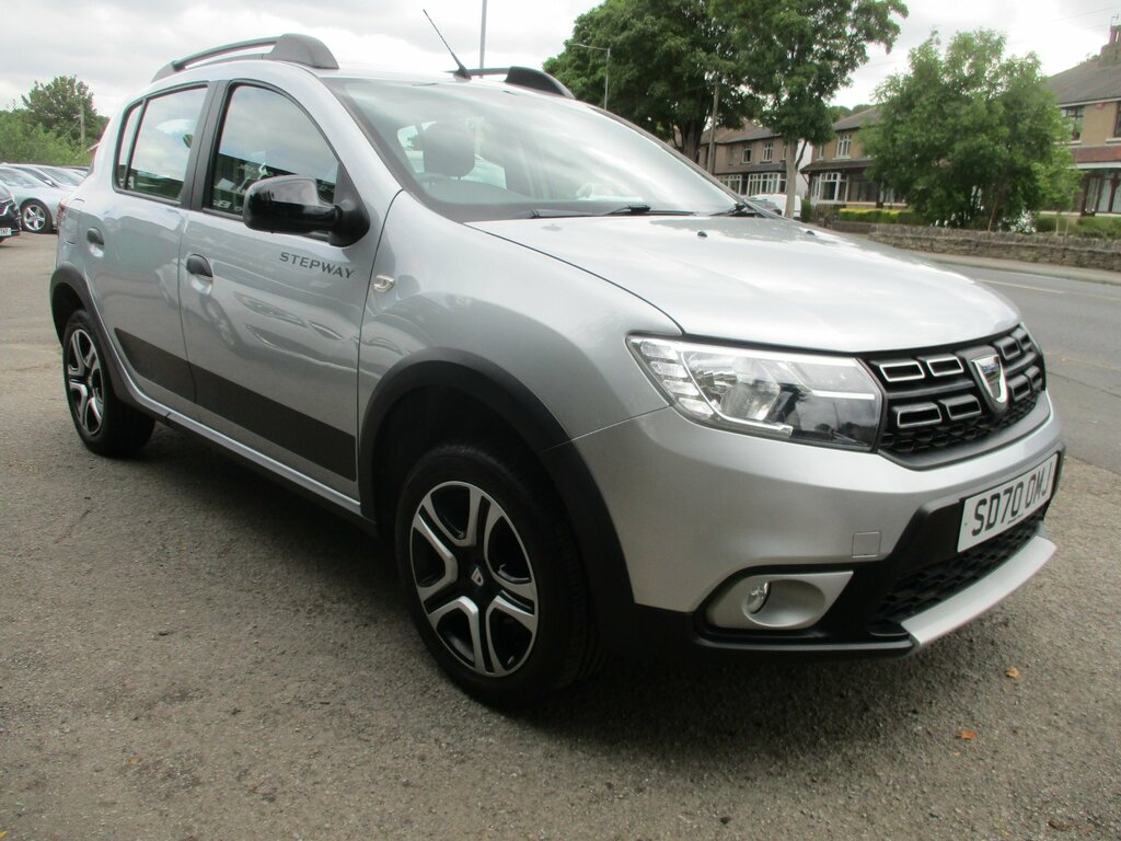 Dacia Sandero Stepway 0.9 Tce Se Twenty Hatchback Euro Grey
