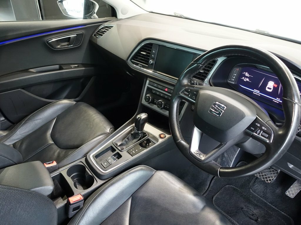 Seat Leon 1.5L Xcellence Lux Black