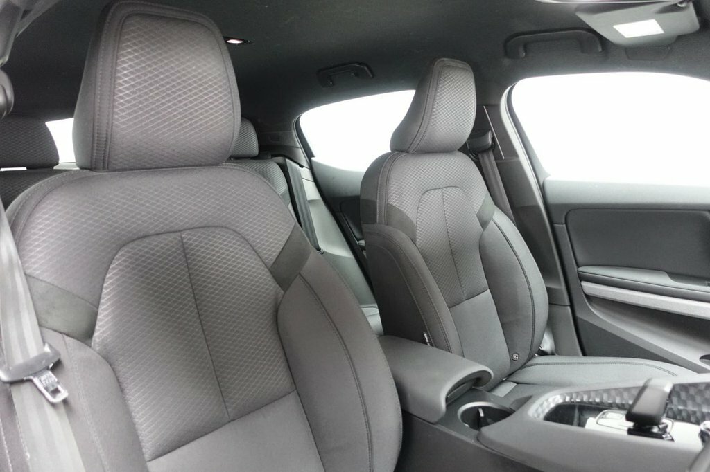 Polestar 2 Hatchback OV72AWO Black #3