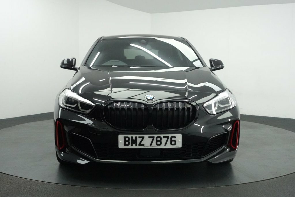 BMW 1 Series Hatchback BMZ7876 Black #4