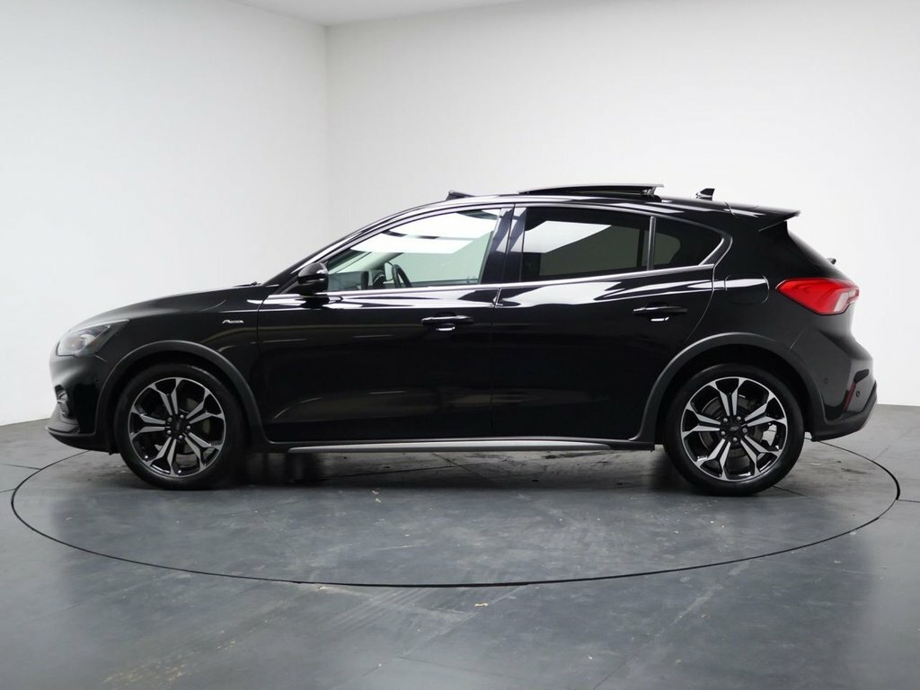 Ford Focus 1.5L Active X Vignale EK70NMA Black #6
