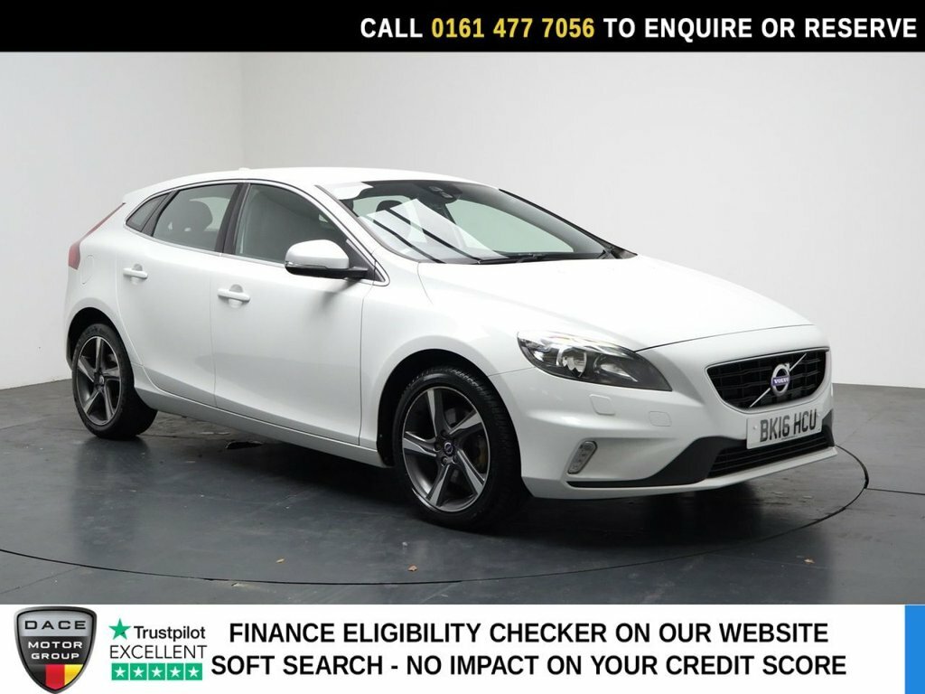 Volvo V40 2L R-design BK16HCU White