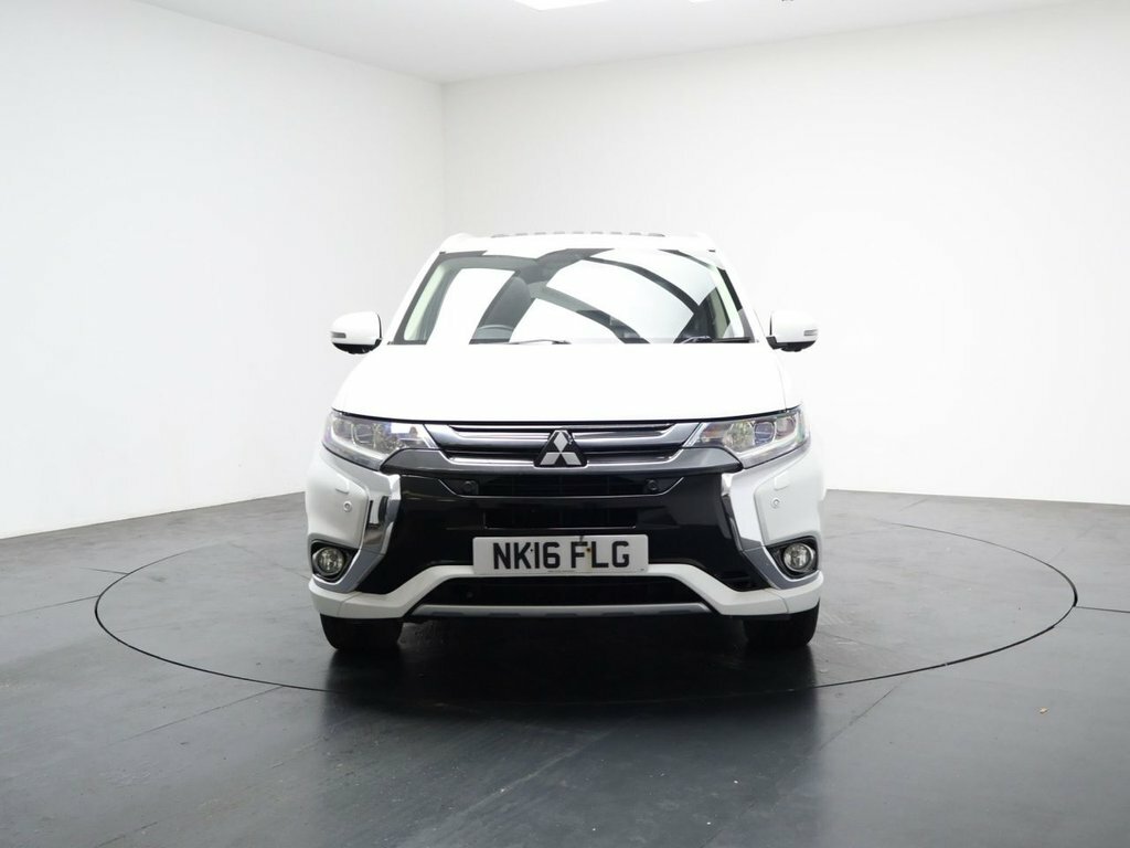 Mitsubishi Outlander 2L Gx4hs NK16FLG White #4