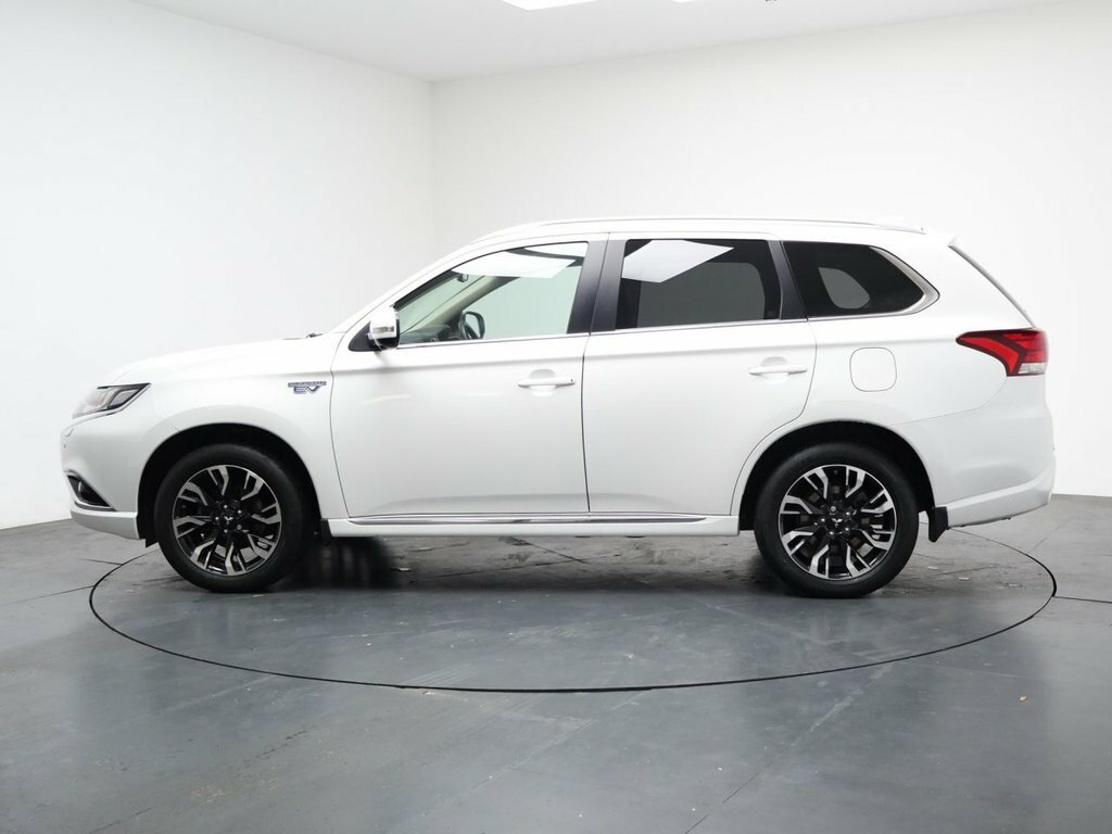 Mitsubishi Outlander 2L Gx4hs NK16FLG White #6
