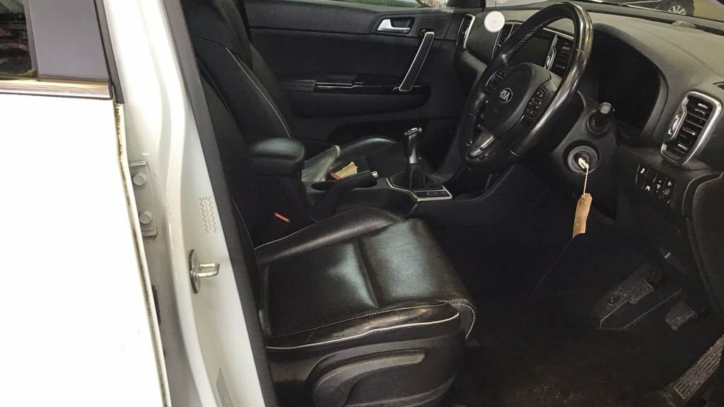 Kia Sportage 1.7L 3 White