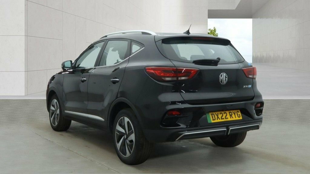 MG ZS Suv DX22RYG Black #4