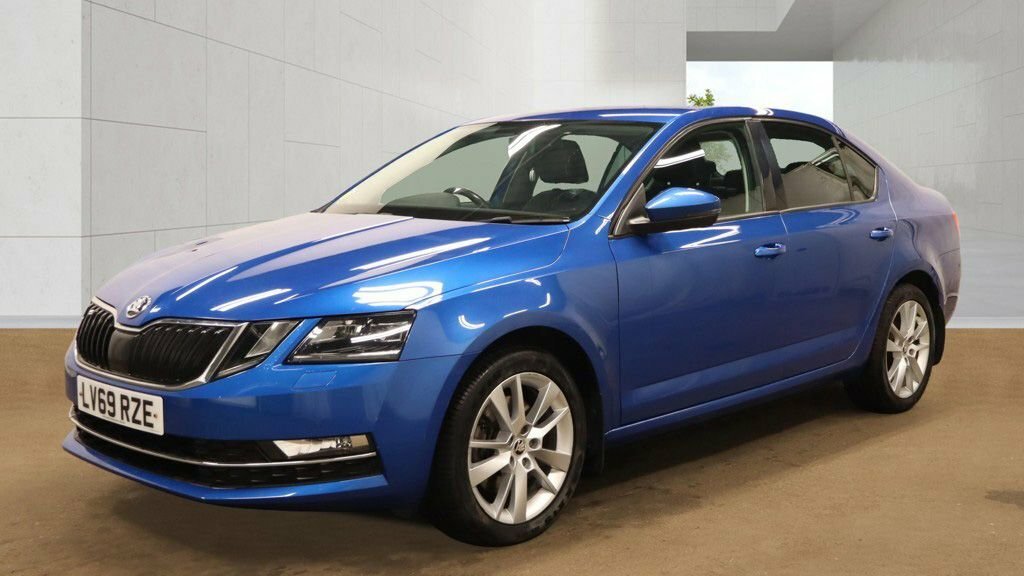 Skoda Octavia 2L Se L LV69RZE Blue #2