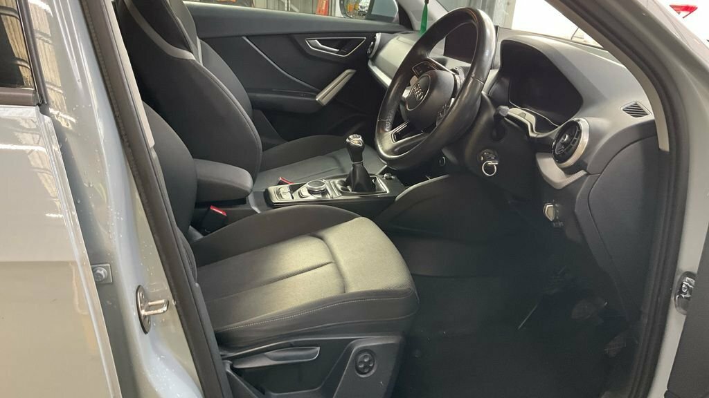 Audi Q2 1L Sport MJ21EBD Grey #3