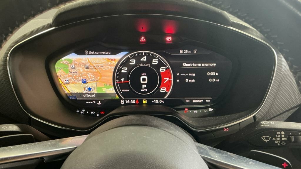 Audi TT 2L Black Edition KE19OTR Black #4