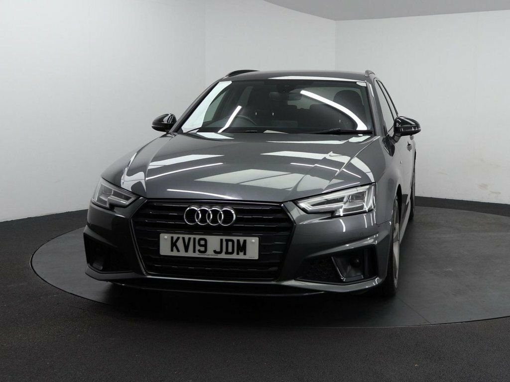 Audi A4 Avant 2L Black Edition Grey #4
