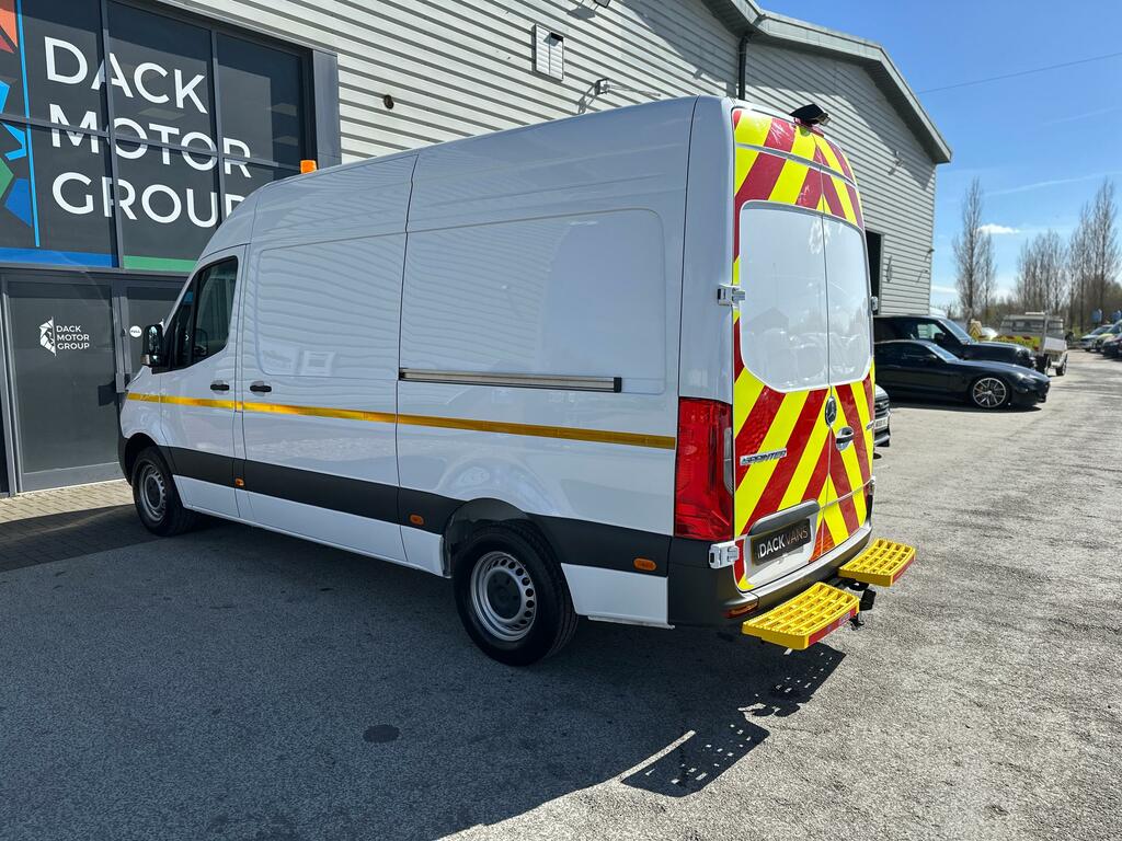 Mercedes-Benz Sprinter Sprinter L2h2 Rwd,utility,civils,workshop,van 3500 