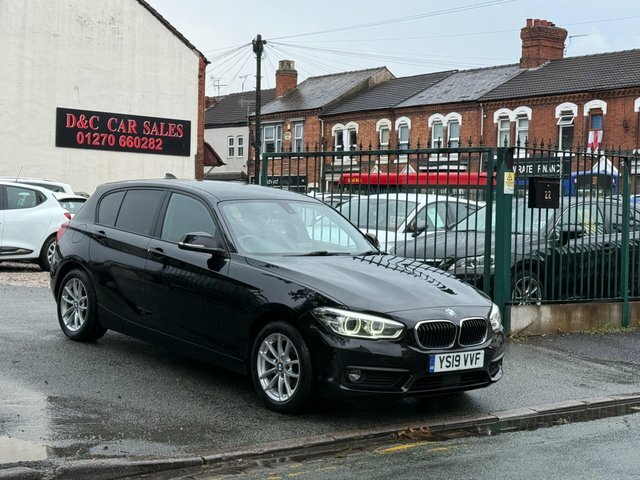 BMW 1 Series Automatic YS19VVF Black #3
