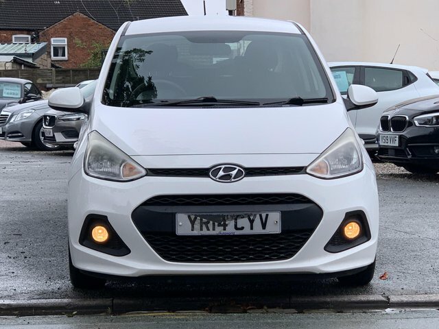 Hyundai I10 Automatic White #4