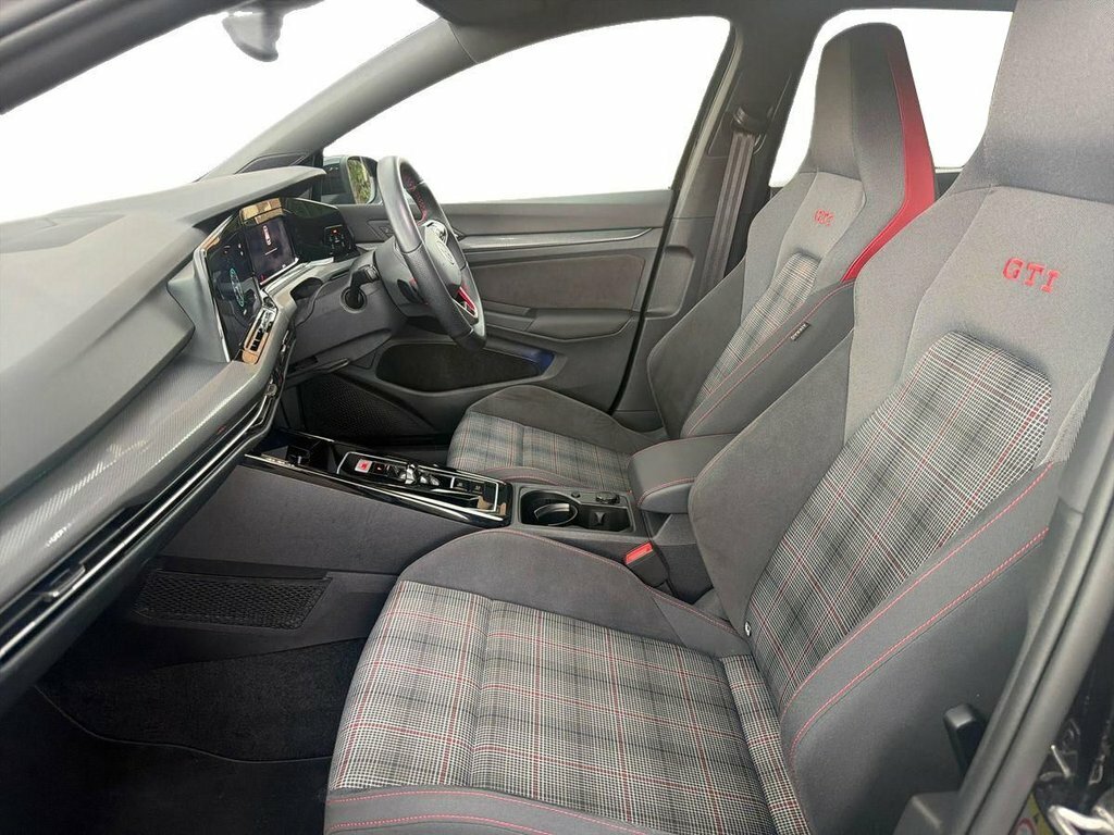 Volkswagen Golf 2L Gti Black #3