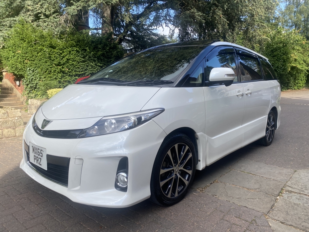 Toyota Estima Mpv White #5
