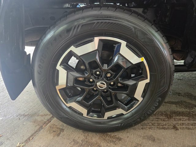 Nissan Navara 2020 2.3 Dci Tekna Pickup Double Cab Au Black #3