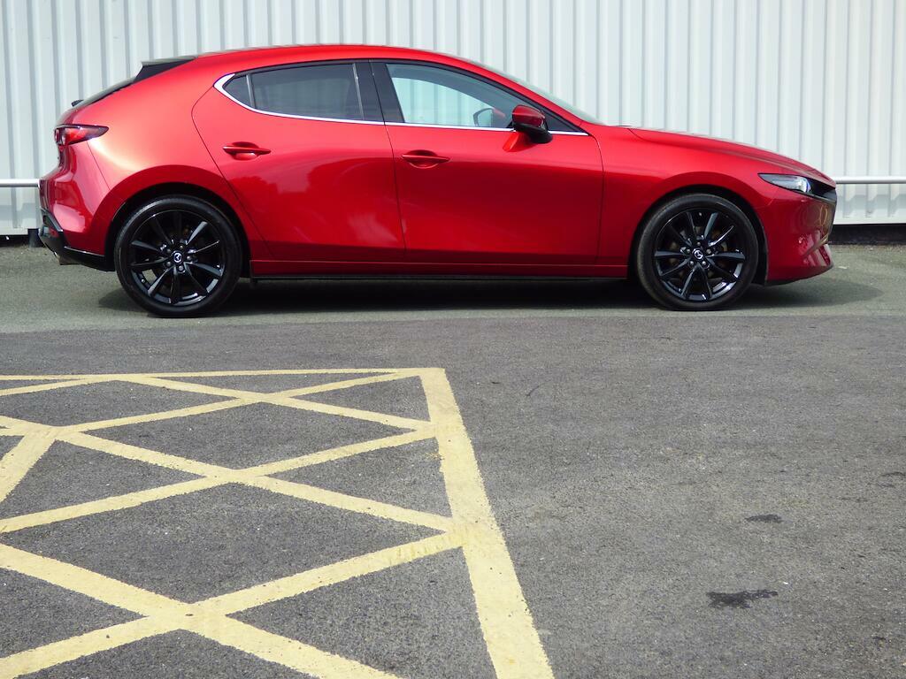 Mazda 3 2.0 E-skyactiv-x Mhev Sport Lux Euro 6 Ss MX22VHR Red #2