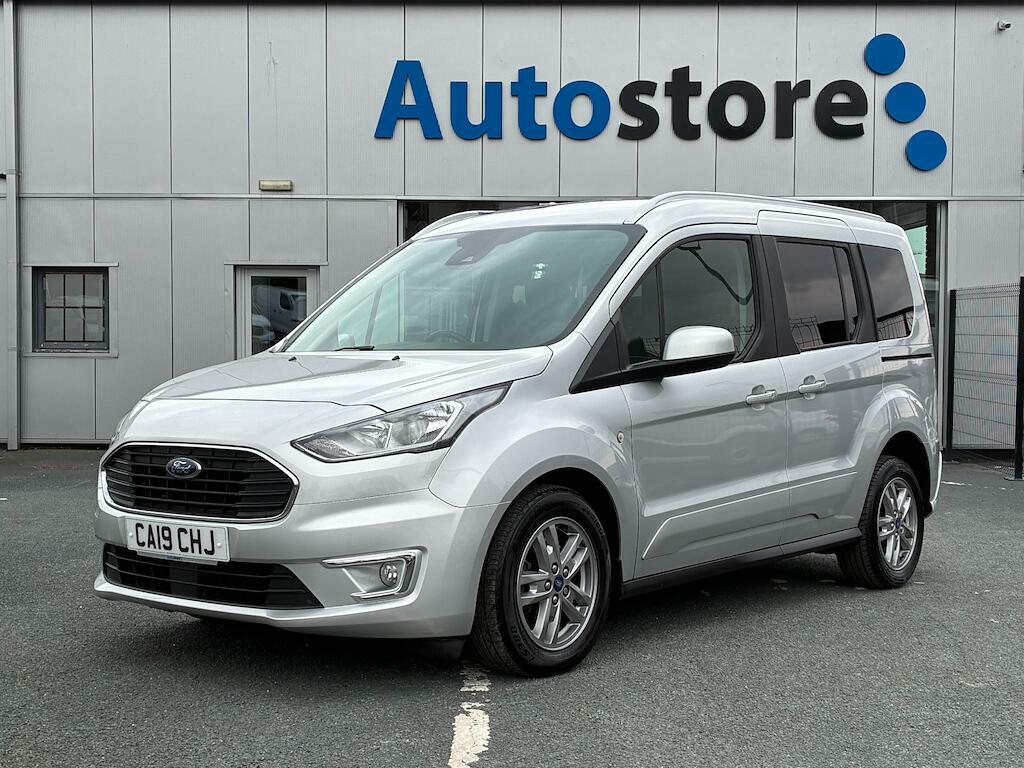 Ford Tourneo Connect Titanium Silver