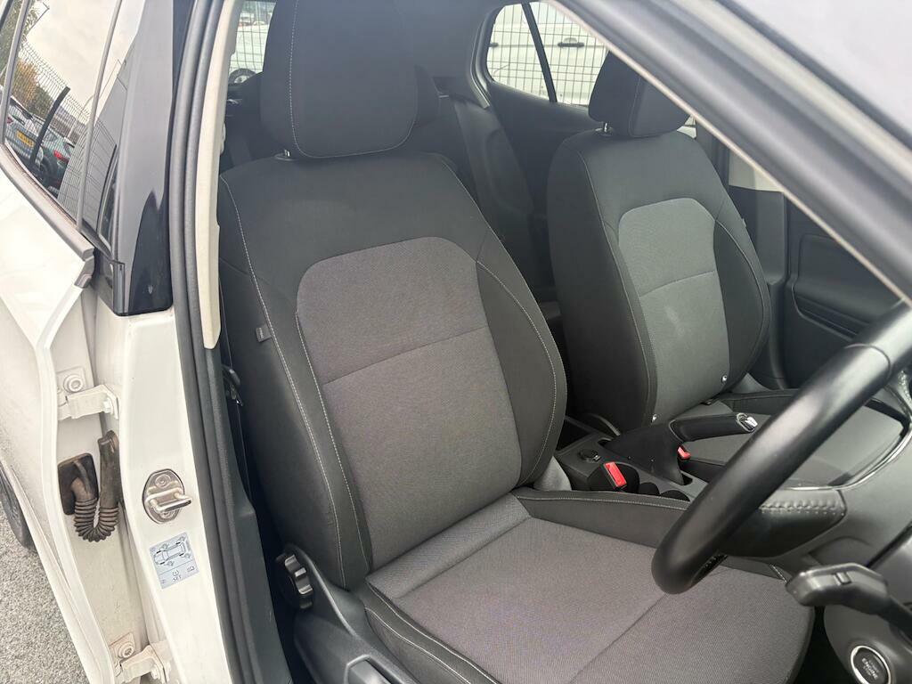 Skoda Fabia Colour Edition HN72EOA White #5